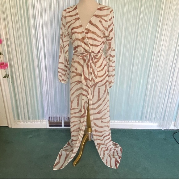Animal Print Maxi Kimono Size 6 - Picture 4 of 16